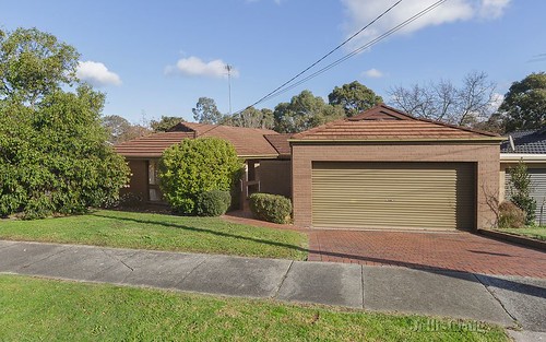 16 Fortescue Grove, Vermont South VIC 3133