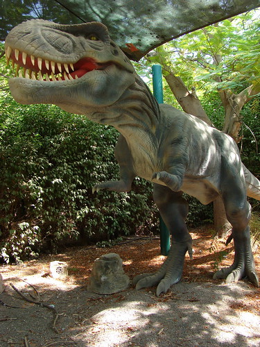 Фигура динозавра