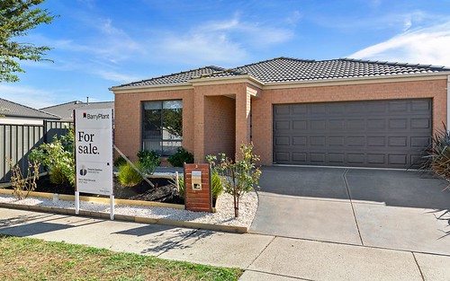 3 San Fratello Street, Clyde North VIC 3978