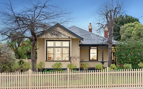 27 Ford St, Ivanhoe VIC 3079