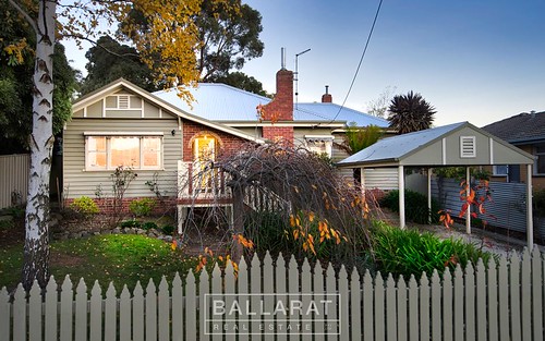 106 Water Street, Brown Hill VIC 3350