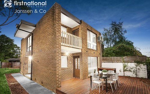 5/4 Pointside Avenue, Bayswater North VIC 3153