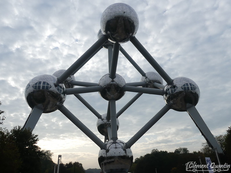 Atomium ; Bruxelles<br/>© <a href="https://flickr.com/people/146709606@N06" target="_blank" rel="nofollow">146709606@N06</a> (<a href="https://flickr.com/photo.gne?id=48982967407" target="_blank" rel="nofollow">Flickr</a>)