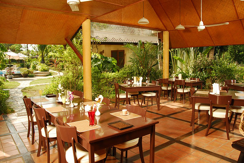 asia_thailand_phuket_palm_garden_gallery_restaurant