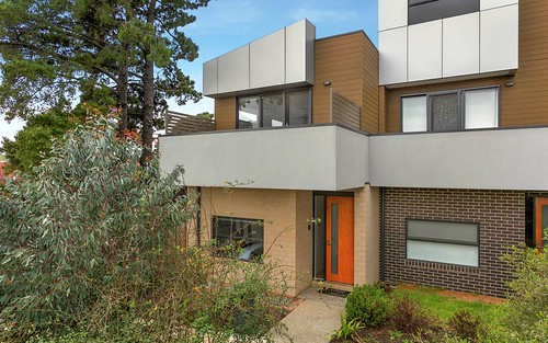 32 Collier Pl, Strathmore Heights VIC 3041