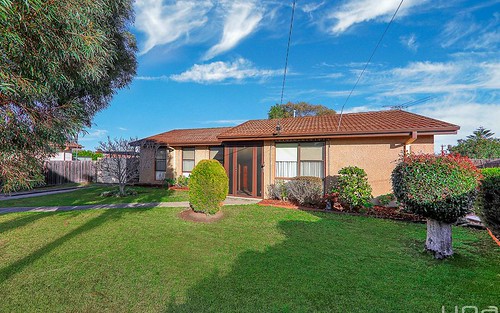 11 Gobur Ct, Meadow Heights VIC 3048