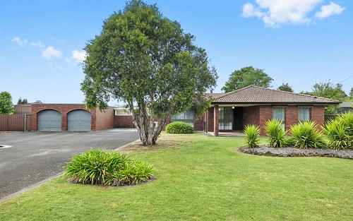 10 Woolway Court, Delacombe VIC