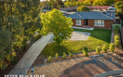 12 Conway Place, Gowrie ACT