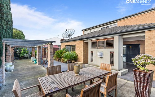 16 Rowland Drive, Point Cook VIC 3030