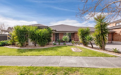 1 Chesil Court, Narre Warren South VIC