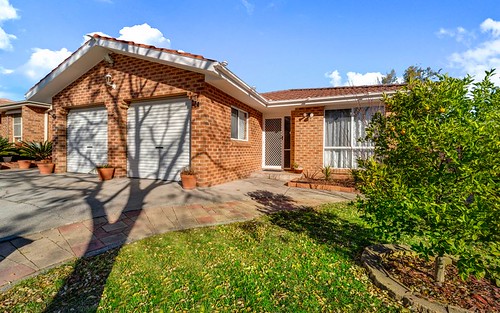 8 Huxley Place, Palmerston ACT 2913
