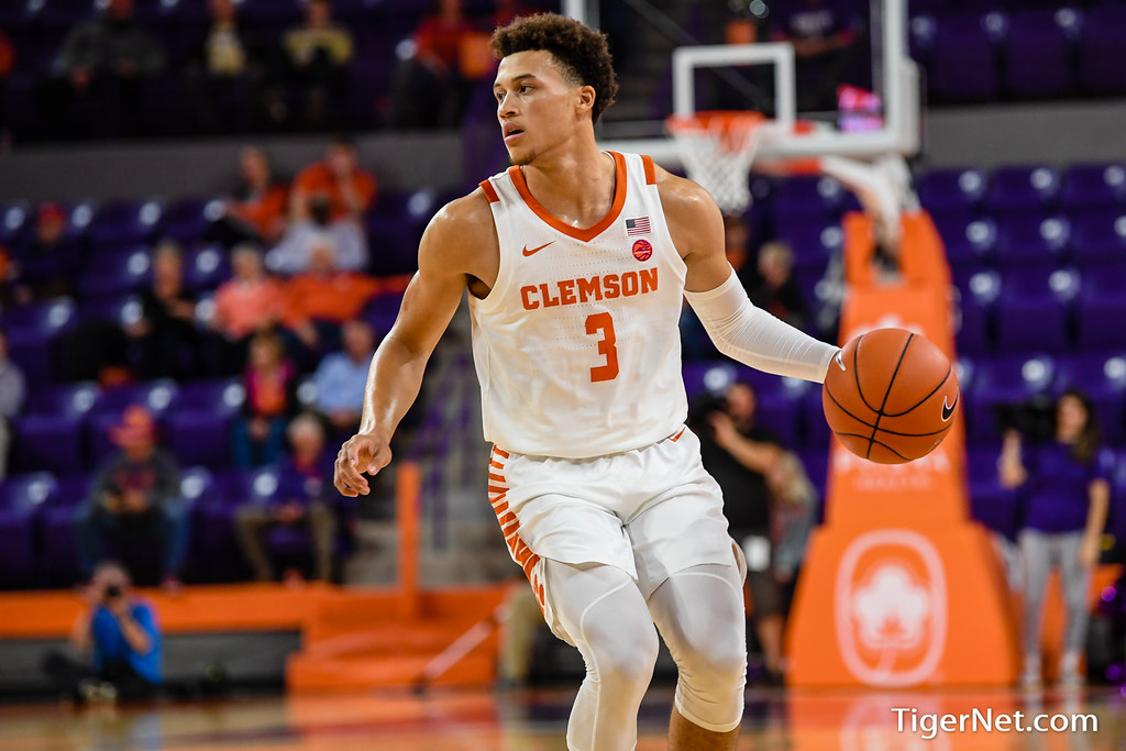 Clemson Basketball Photo of Chase Hunter and presbyteriancollege