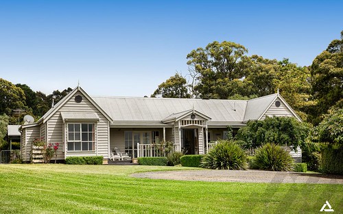 14 Weirs Road, Narracan VIC 3824