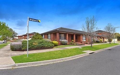 13 Monte Carlo Dr, Avondale Heights VIC 3034