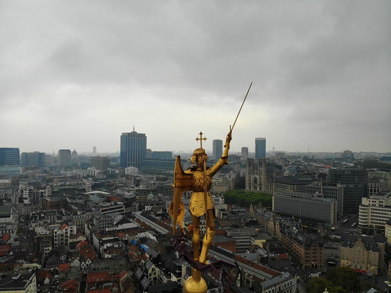 Amazing view from above. The capital of Belgium. Great Brussels. Very historical and touristic place. Must see. View from Drone. Holy place, great Statue<br/>© <a href="https://flickr.com/people/113213302@N04" target="_blank" rel="nofollow">113213302@N04</a> (<a href="https://flickr.com/photo.gne?id=49079683293" target="_blank" rel="nofollow">Flickr</a>)