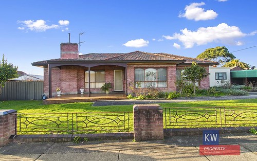 2 Sinclair Ave, Morwell VIC 3840