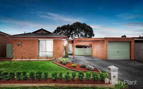 18 The Seekers Crescent, Mill Park VIC