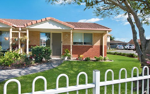 18/74 `Carey Cottages' - Greenway Drive, Banora Point NSW 2486
