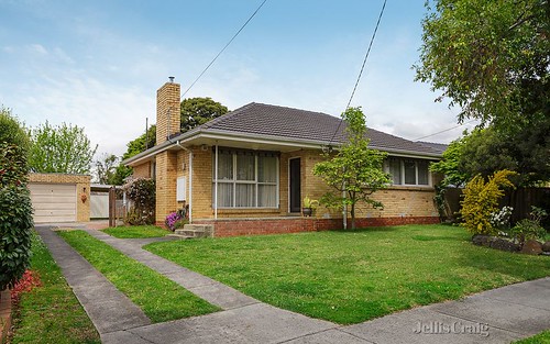 33 Hampshire Rd, Forest Hill VIC 3131