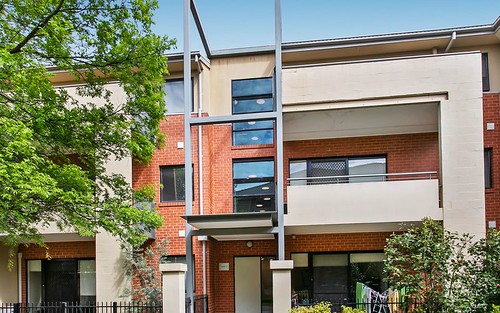 25/1 Greenfield Dr, Clayton VIC 3168