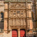 51 Стиль платереско (поздняя готика). Фасад Старших школ университета Саламанки, 1534