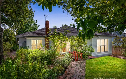 25 Woodhouse Gr, Box Hill North VIC 3129