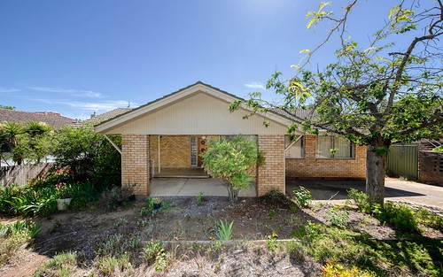 13 Haines St, Curtin ACT 2605