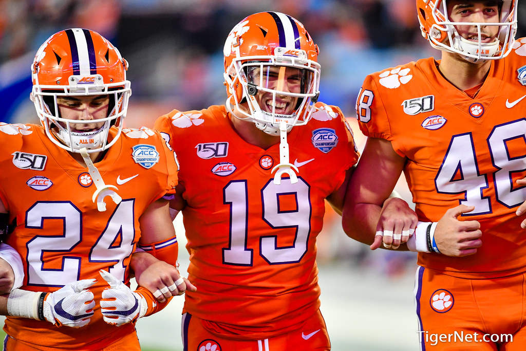 Clemson Football Photo of Tanner Muse and Virginia