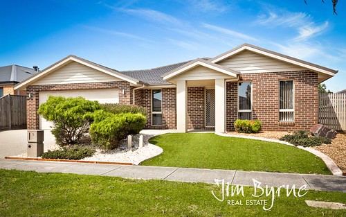 5 Armstrong Street, Cranbourne East Vic