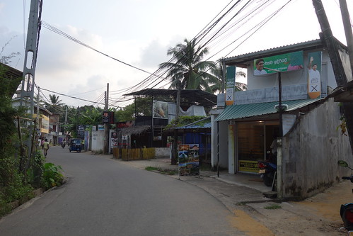 Les rues au Sri Lanka, avec ses petits commerces