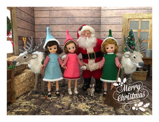 santa christmas wood eve animal barn vintage scrapbook paper reindeer wooden team doll tiny betsy 16 hay claus caribou diorama dollhouse mccall minaiture playscale