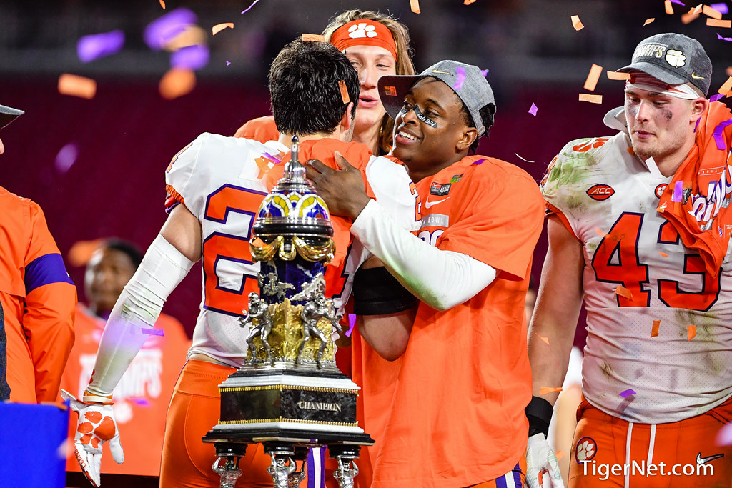 Clemson Football Photo of kvonwallace and Nolan Turner and ohiostate