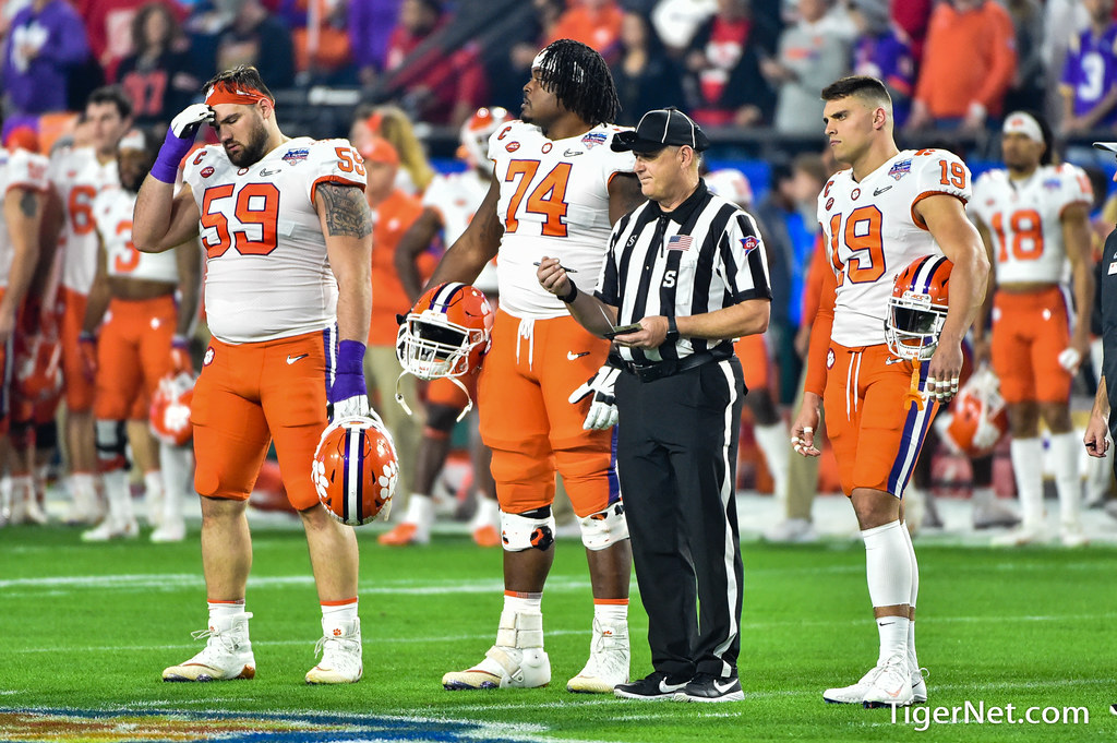 Clemson Football Photo of Gage Cervenka and John Simpson and Tanner Muse and ohiostate