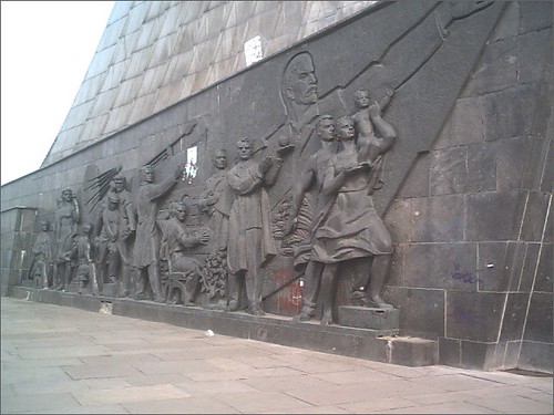 Монумент підкорювачам космосу, Москва 12 InterNetri