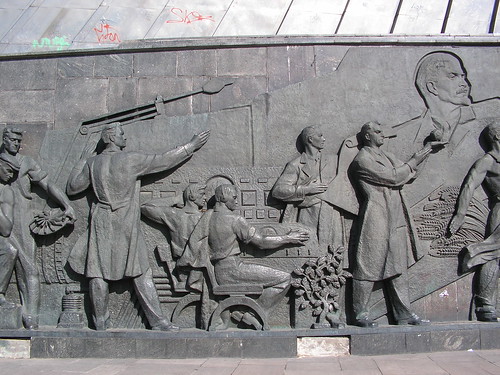 Монумент підкорювачам космосу, Москва 14 InterNetri
