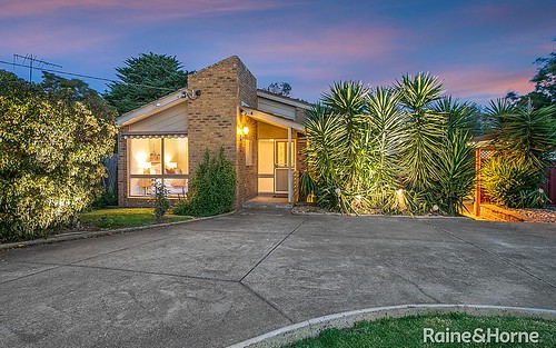 15 Tame Street, Diggers Rest VIC