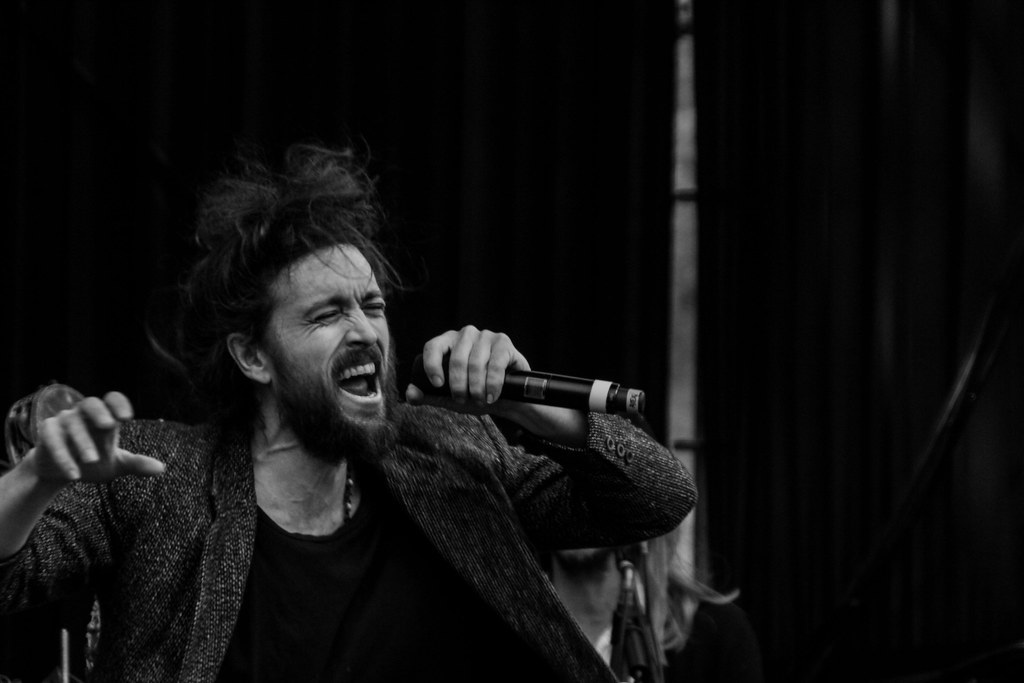 Edward Sharpe and the Magnetic Zeros images