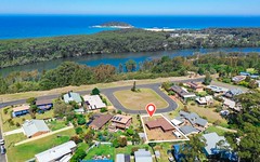 4 Lulworth Crescent, Lake Tabourie NSW