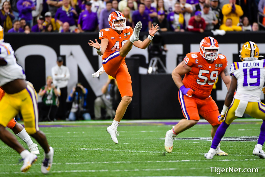 Clemson Football Photo of Will Spiers and lsu
