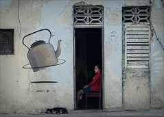 Let's put the Kettle on. Murals in Havana.