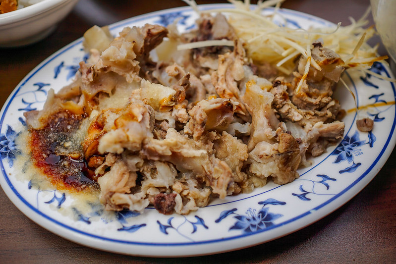 李記宜蘭肉焿&特殊口味豬血湯│西門美食│台北最佳的豬血湯之一，炒米粉與魯肉飯也超棒