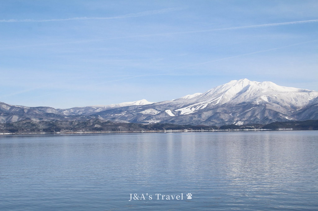 【日本東北秋田景點】田澤湖 日本最深、高透明度湖泊，有日本貝加爾湖美譽！含交通介紹、田澤湖一周線時刻表 @J&amp;A的旅行