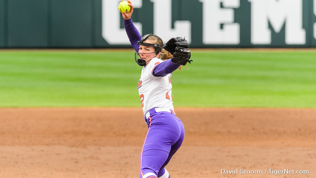 Clemson Softball Photo of Valerie Cagle and michiganstate