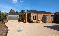 2/11 Lilly Pilly Court, Darley VIC