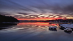 Lever du jour le long de la rivière Saguenay