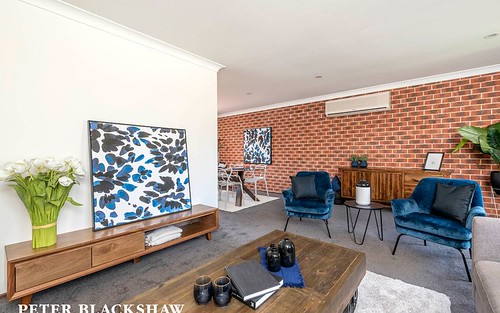 17 Desailly Crescent, Kambah ACT 2902