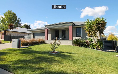 4 Vincent Place, Inverell NSW