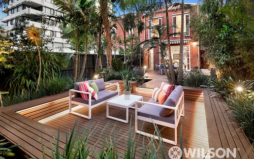 327 Beaconsfield Pde, St Kilda West VIC 3182