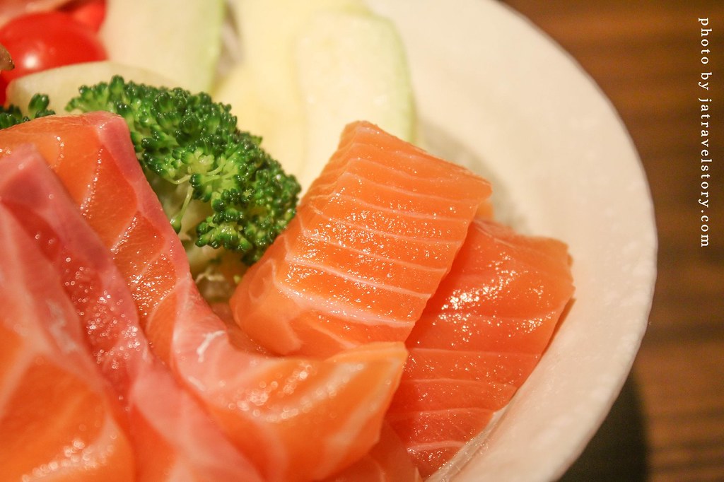 靜壽司 一碗鮭魚丼有4種風味,生魚.炙燒雙重口感一次滿足!【捷運公館美食】台大美食 @J&amp;A的旅行