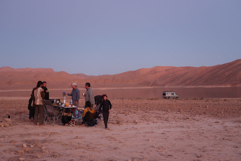 Wild camping Morocco desert lake with friends at Barrage Al- Hassan Addakhil , vanlife family